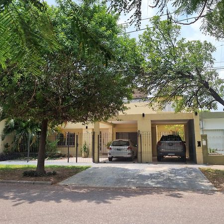 Appartamento ESPECTACULAR CASONA BOUTIQUE con pileta y gym!! hasta 5 huéspedes Roque Sáenz Peña Esterno foto